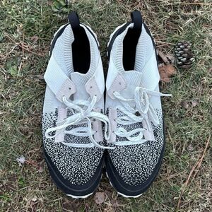 Clarks Women ATL‎ Trek Knit Waterproof All Terrain Sneaker 10